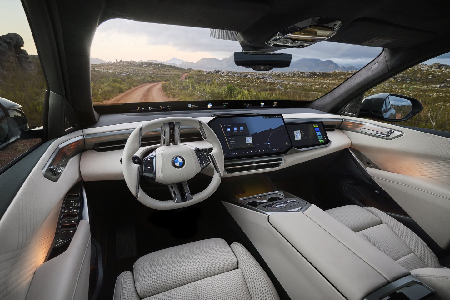 BMW iX5의 파노라믹 비전과 중앙·조수석 디스플레이